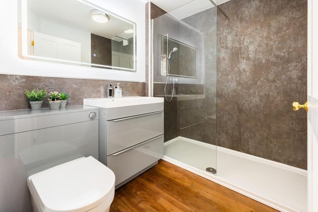Fabulous Ground Floor Apartment. Great Malvern Esterno foto